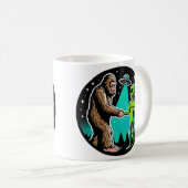 Mug Bigfoot rencontre un Alien (Devant droit)