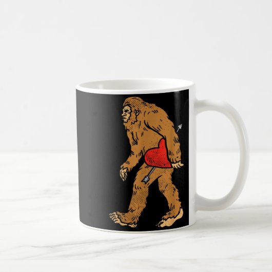 Mug Bigfoot Sasquatch Heart With Arrow Funny Valentine (Droite)