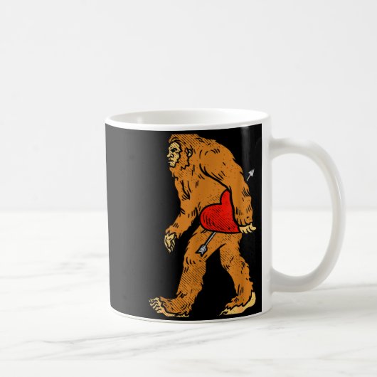 Mug Bigfoot Sasquatch Heart With Arrow Funny Valentine (Droite)