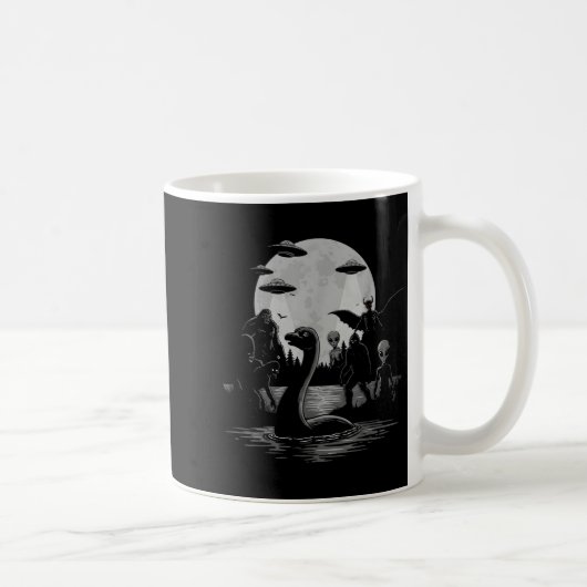 Mug Bigfoot Ufo Loch Ness Monster Mothman And Aliens!  (Droite)
