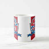 Mug Billy nom signifiant lettre B oiseau rouge bouclie (Centre)