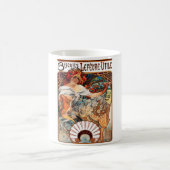 Mug Biscuit, Mucha (Centre)