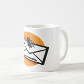 Mug Black Beetle Insect on Envelope (Devant droit)