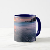 Mug Black Sand Beach Island Sunset Island (Devant droit)