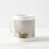 Mug Blanc à Motif Floral Texturé Beige et Crème (Devant gauche)