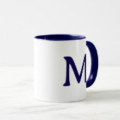 Mug blanc bleu marine moderne avec monogramme pers (Devant droit)