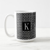 Mug BLANC Élevé en MAILLE NOIRE + Initiale II (Gauche)