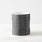 Mug blanc en tricot noir + Initiale (Centre)