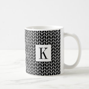 Mug blanc en tricot noir + Initiale