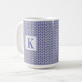 Mug Blanc Grand Tissu Tricot BLEU GRIS + Initiale (Devant gauche)