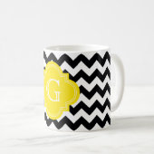 Mug Blanc-Noir Chevron Zig-Zag Monogramme Jaune (Devant droit)