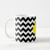 Mug Blanc-Noir Chevron Zig-Zag Monogramme Jaune (Gauche)