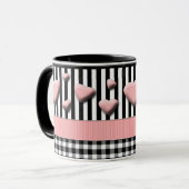 Mug Blancs noirs Coeurs roses (Devant gauche)