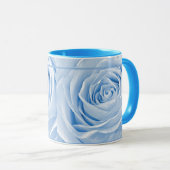 Mug Bleu-clair savoureux de photo florale s'est levé (Devant droit)
