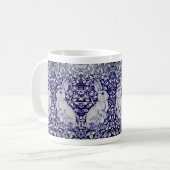 Mug Bleu et blanc Lapin Fraise Jardin Lapin Floral (Devant gauche)