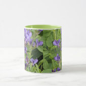 Mug Bleu-Eyed Denton sur les fleurs violettes (Centre)