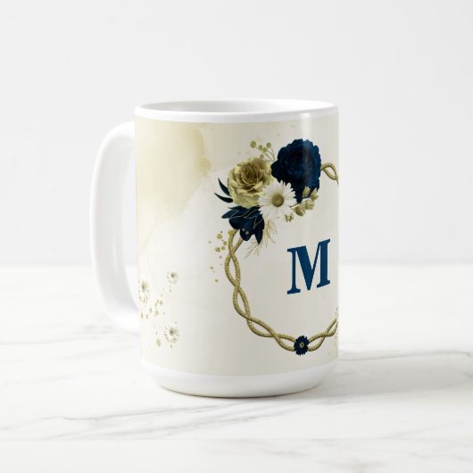 Mug bleu marine ivoire fleurs monogramme or (Devant gauche)