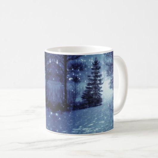 Mug Bleu Moonlit Forêt magique Scène d'hiver (Devant droit)