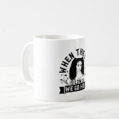 Mug BLM - Quand ils sont bas nous sommes élevés (Devant gauche)