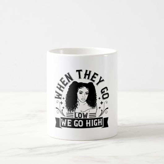 Mug BLM - Quand ils sont bas nous sommes élevés (Centre)
