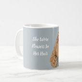Mug Blond Jeans Fleurs dans les Cheveux (Devant gauche)