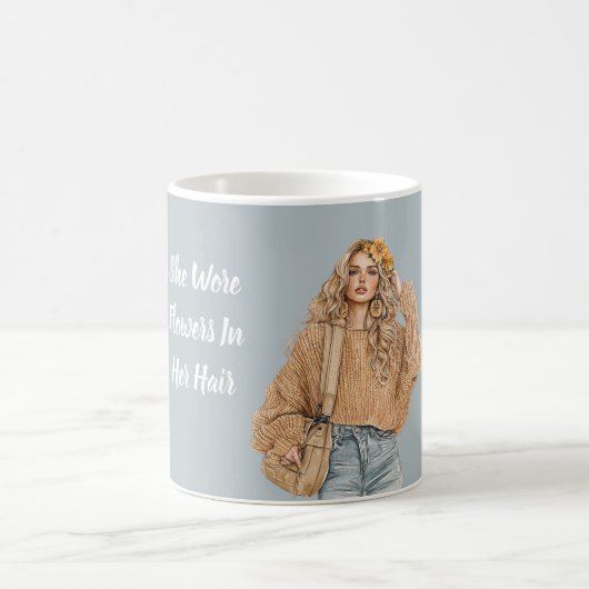 Mug Blond Jeans Fleurs dans les Cheveux (Centre)