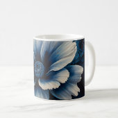 Mug Blossom de minuit : Art floral bleu enchanté (Devant droit)