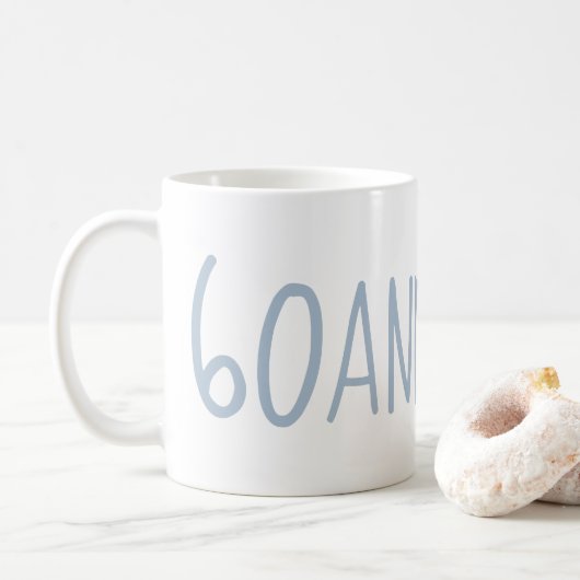 Mug Blue 60 moderne et Sassy 60e anniversaire cadeau (Avec donut)