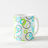 Mug blue green and black rings and circles on white (Devant droit)