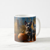 Mug Blue Heeler Chiot Automne Citrouille de plaisir (Devant droit)