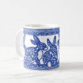 Mug Blue Willow Lapin Lapin Gros Motif Whimsical (Devant gauche)