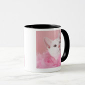 Mug Boa de plume de port de chat (Devant droit)