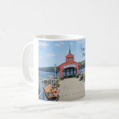 Mug Boathouse rouge sur le lac Seneca (Devant gauche)