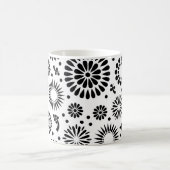 Mug Boho fleurs Motif floral vectoriel noir et blanc (Centre)
