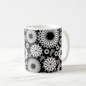 Mug Boho fleurs Motif floral vectoriel noir et blanc (Devant droit)