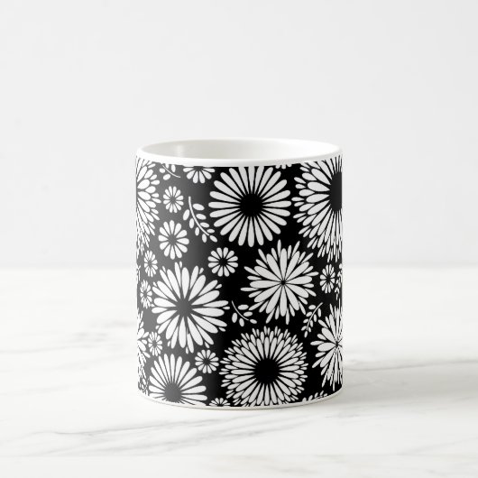 Mug Boho fleurs Motif floral vectoriel noir et blanc (Centre)