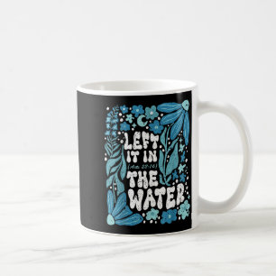 Mug Boho l'a laissé dans le baptême d'eau chrétien bap