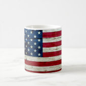 Mug Bois affligé par cool de drapeau américain (Centre)