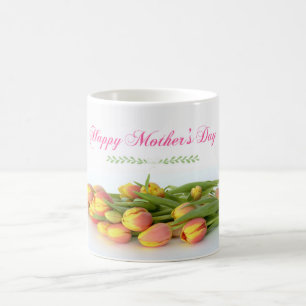 Mug Bonne fête des mères avec des tulipes jaunes et or