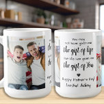 Mug BONUS DAD Poem Custom 2 Photo Fête des pères<br><div class="desc">Surprenez votre père bonus ou pas papa cette fête des pères avec une tasse de café photo personnalisée. "Vous ne m'avez peut-être pas donné le gout de la vie, mais la vie m'a donné le don de Vous." Personnalisez cette tasse de papa bonus avec photos préférées, message et nom.. Visitez...</div>