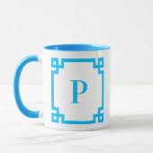 Mug Bordure de clé grecque bleu ciel avec monogramme (Gauche)