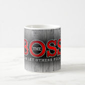 Mug BOSS Lead Autres Suivent sur le bois rustique (Centre)