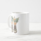 Mug Bottes de Randonnée & Fleurs Sauvages (Devant gauche)