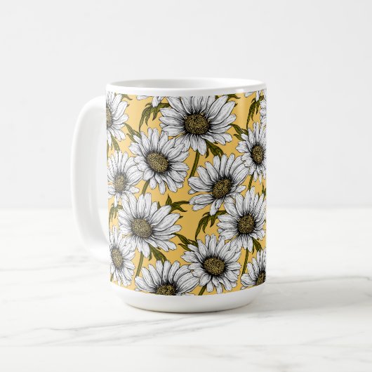Mug Bouches blanches, fleurs sauvages sur jaune (Devant gauche)