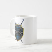 Mug Bouclier et épées de tartan de Ramsey Ramsay de (Devant gauche)