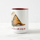 Mug Bouddha Où Une Bonne Fortune Foule Avec Chaque Sip (Centre)