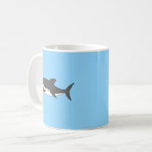 Mug Boug de café avec dessin de requin mignon (Devant gauche)