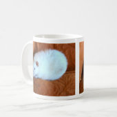 Mug Boule de rat blanc de boule de neige (Devant gauche)