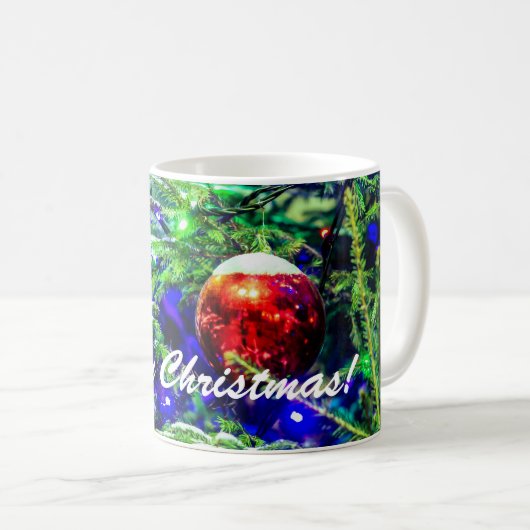 Mug Boule rouge arbre de Noël vert (Devant droit)