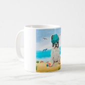 Mug Bouledogue français sur la plage (Devant gauche)